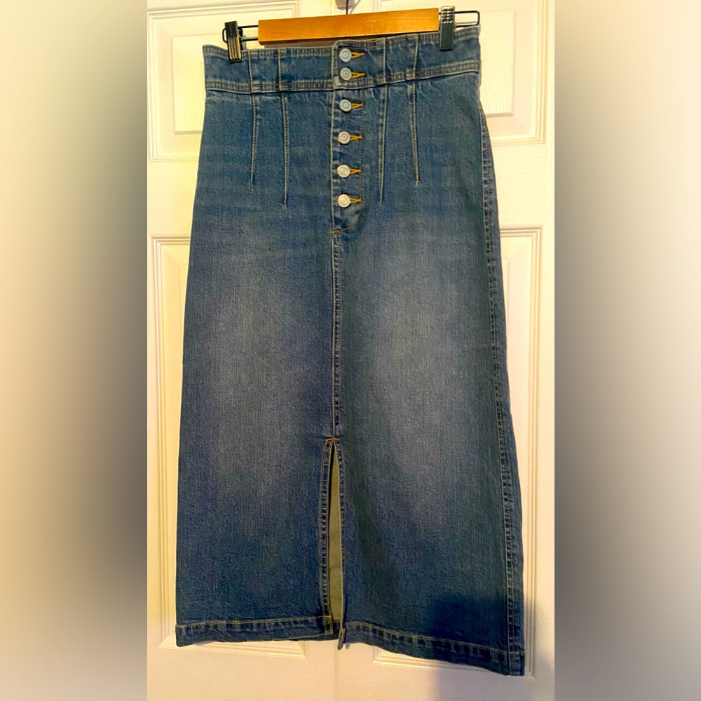 Anthropologie Pilcro denim button up skirt Sz 4